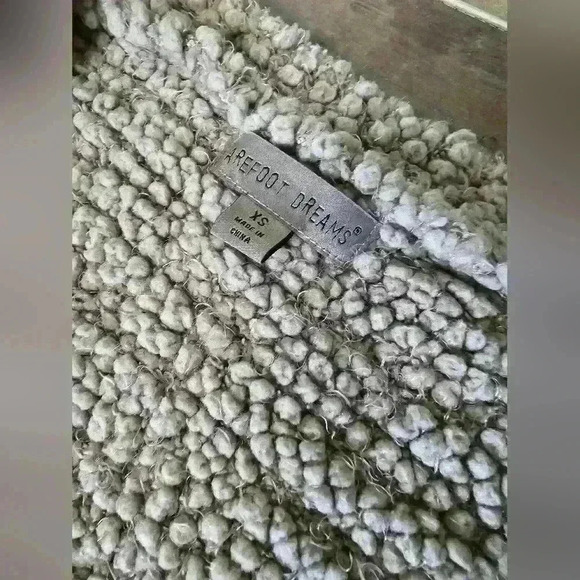 Barefoot Dreams popcorn cardigan - Picture 3 of 7